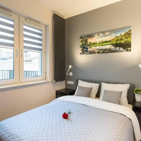 Cozy Apartment With Garden Prestigious Location-3